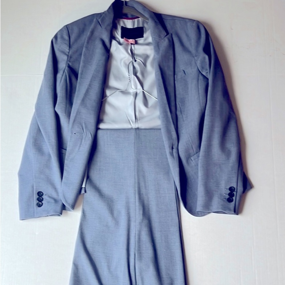 Banana Republic Pants Suit